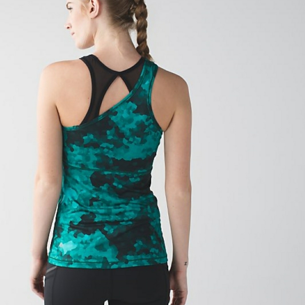Lululemon "All Meshed Up" tank sz. 4